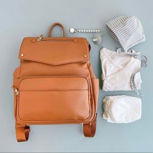 Park and Faith. LIFE BACKPACK -CAMEL